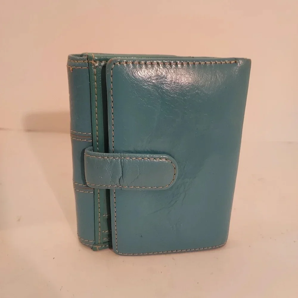 Kenneth Cole Reaction Leather Blue Bifold Wallet
